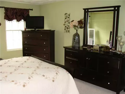 36 Cameron Ct, Warwick, RI 02886 photo 11