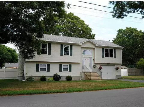 235 Asylum Rd, Warwick, RI 02886 photo 2