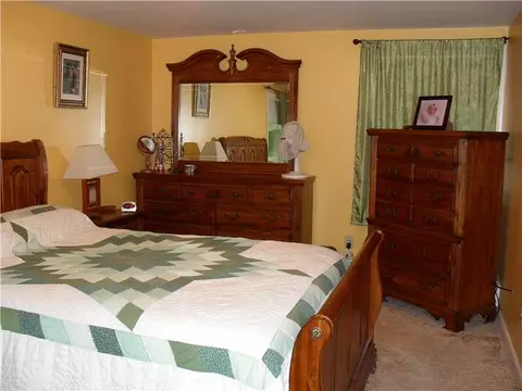 18 Chatworth Ave, Warwick, RI 02886 photo 6
