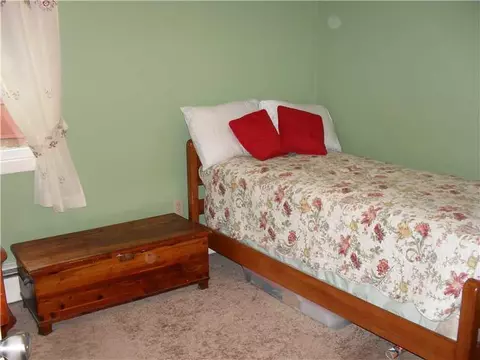 18 Chatworth Ave, Warwick, RI 02886 photo 8