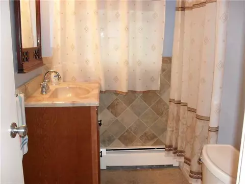 18 Chatworth Ave, Warwick, RI 02886 photo 11