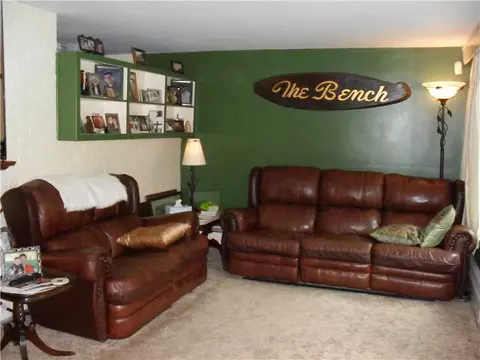 18 Chatworth Ave, Warwick, RI 02886 photo 2