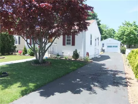 111 Sabin St, Warwick, RI 02888 photo 1
