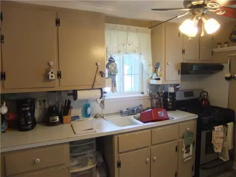 111 Sabin St, Warwick, RI 02888 photo 9