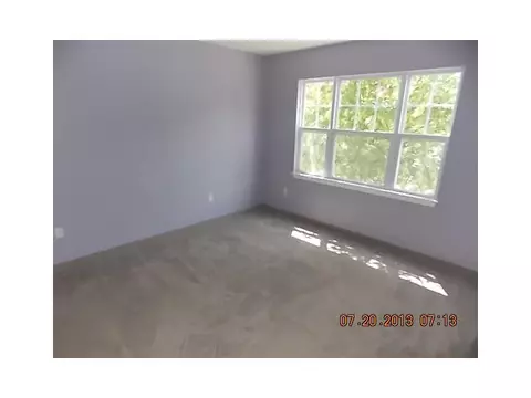 118 Mill St #204, Woonsocket, RI 02895 photo 4