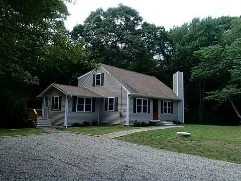 335 South Rd, Exeter, RI 02822 photo 1