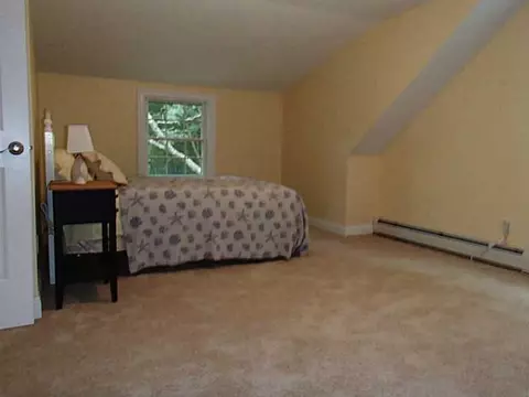 335 South Rd, Exeter, RI 02822 photo 12