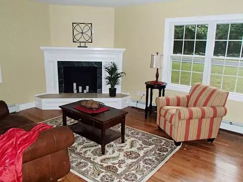 335 South Rd, Exeter, RI 02822 photo 8
