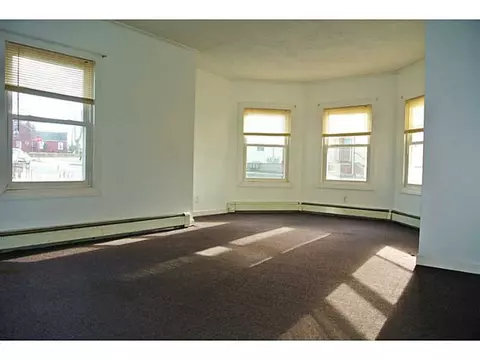 170 Logee St, Woonsocket, RI 02895 photo 6