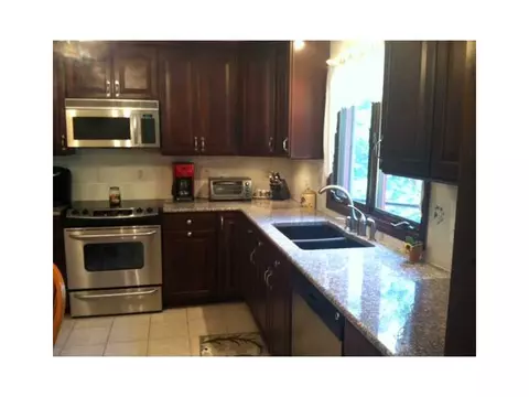 6 Juniper Hill Dr, Coventry, RI 02816 photo 5