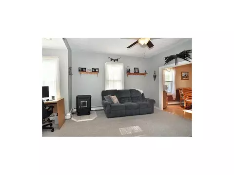 31 Broad St, Woonsocket, RI 02895 photo 8