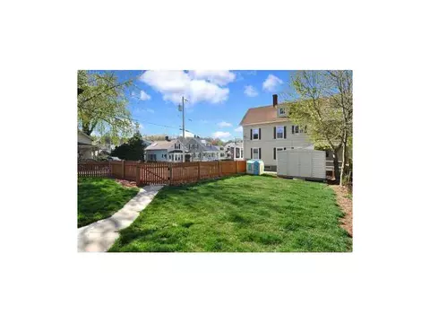31 Broad St, Woonsocket, RI 02895 photo 11