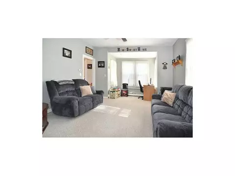 31 Broad St, Woonsocket, RI 02895 photo 6