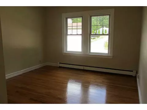 128 Prince St, Woonsocket, RI 02895 photo 12