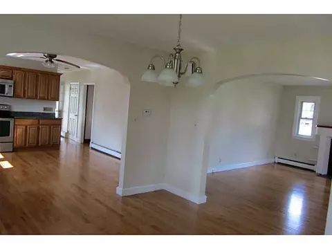 128 Prince St, Woonsocket, RI 02895 photo 8