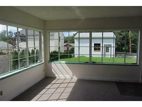 128 Prince St, Woonsocket, RI 02895 photo 16