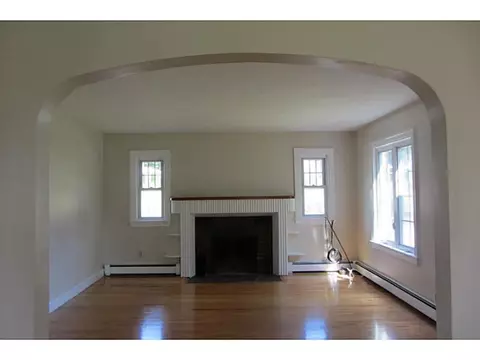 128 Prince St, Woonsocket, RI 02895 photo 10