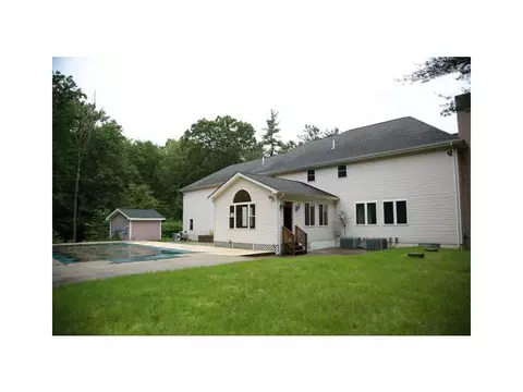 223 Pine Orchard Rd, Glocester, RI 02814 photo 4