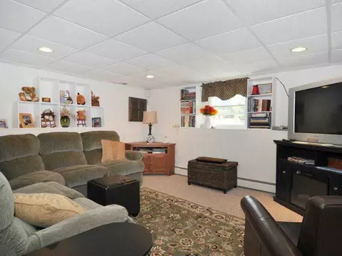 78 Pitman Rd, Warwick, RI 02886 photo 14