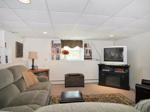 78 Pitman Rd, Warwick, RI 02886 photo 15
