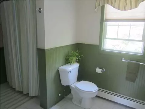 260 Lynne Ln, Mapleville, RI 02839 photo 18