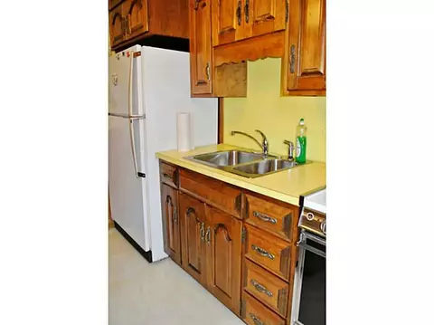 649 Elm St, Woonsocket, RI 02895 photo 3