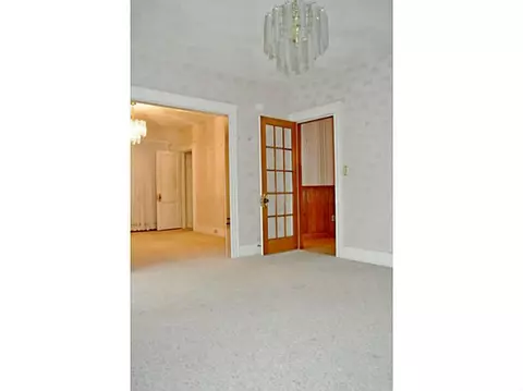 649 Elm St, Woonsocket, RI 02895 photo 14