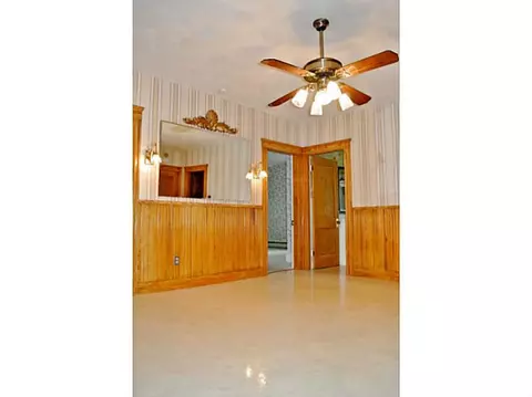 649 Elm St, Woonsocket, RI 02895 photo 4