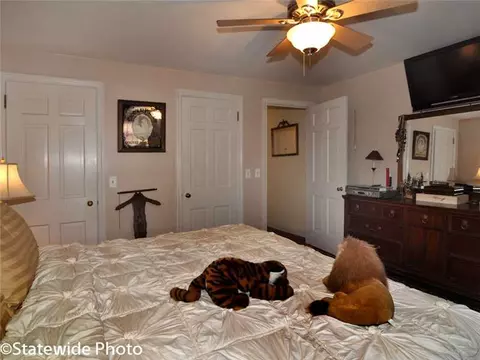 24 Lodi Ct, Warwick, RI 02886 photo 10