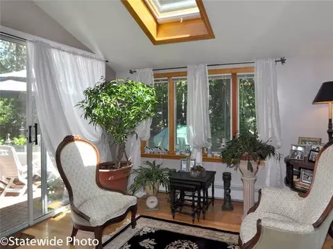 24 Lodi Ct, Warwick, RI 02886 photo 8