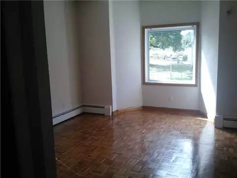 111 Killingly St, Providence, RI 02909 photo 11