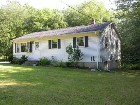 113 Cook Hill Rd, Killingly, CT 06239 photo 2
