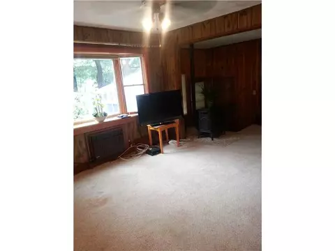 31 Relph St, Warwick, RI 02888 photo 8