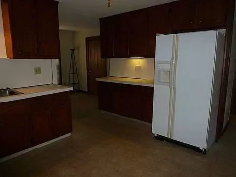 4 Tanyard Ln, Glocester, RI 02814 photo 8