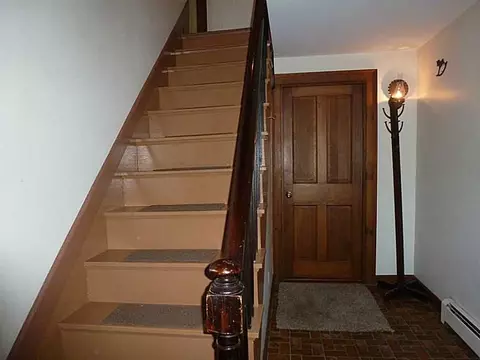 4 Tanyard Ln, Glocester, RI 02814 photo 3