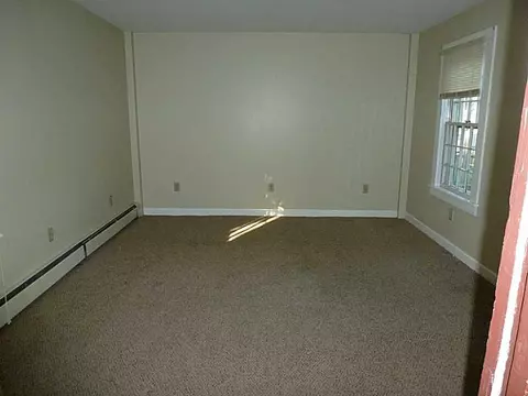 4 Tanyard Ln, Glocester, RI 02814 photo 7
