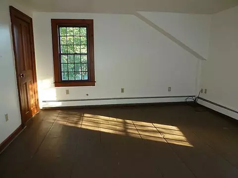 4 Tanyard Ln, Glocester, RI 02814 photo 13