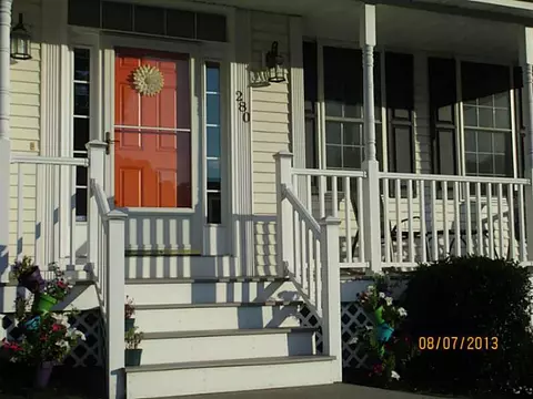 280 Gauthier Dr, Woonsocket, RI 02895 photo 4