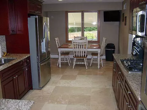 6 Sugar Maple Dr, Coventry, RI 02816 photo 5