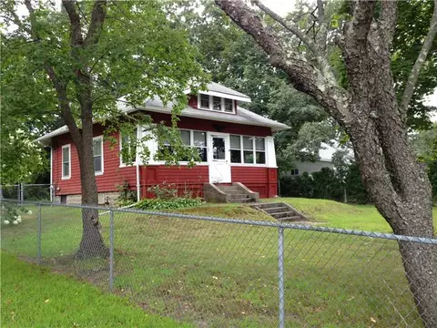 35 Ridge Rd, Warwick, RI 02889 photo 2