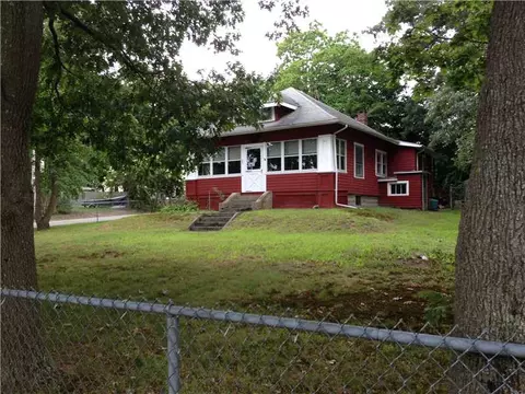 35 Ridge Rd, Warwick, RI 02889 photo 1