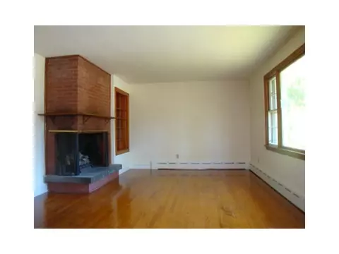 10 David Ave, Westerly, RI 02891 photo 5