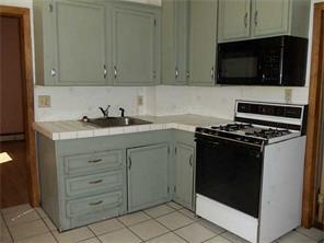 52 George St, Woonsocket, RI 02895 photo 4