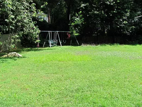 12 Landmark Rd, Warwick, RI 02886 photo 9