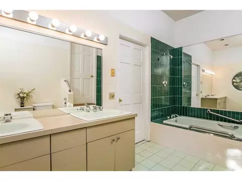24 Stiness Dr, Warwick, RI 02886 photo 10