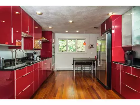 24 Stiness Dr, Warwick, RI 02886 photo 4
