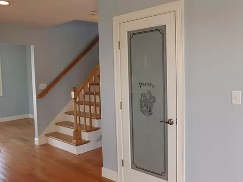 35 Juniper Ave, Warwick, RI 02886 photo 9
