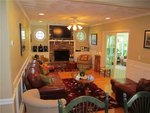 8 Silver Maple Dr, Coventry, RI 02816 photo 6
