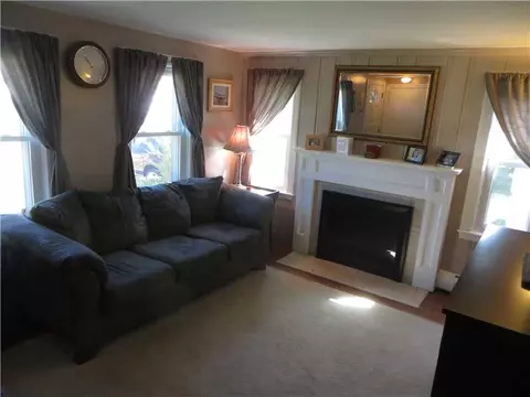 63 Harmony Ct, Warwick, RI 02888 photo 7