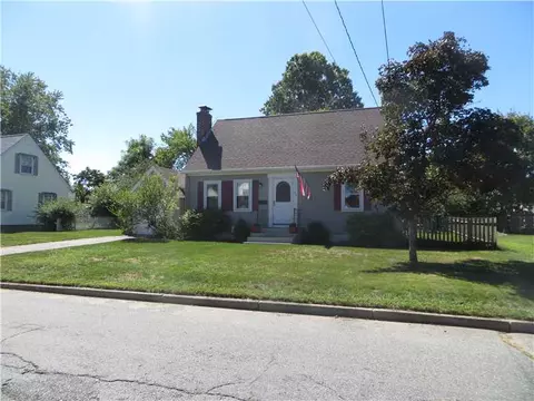 63 Harmony Ct, Warwick, RI 02888 photo 17